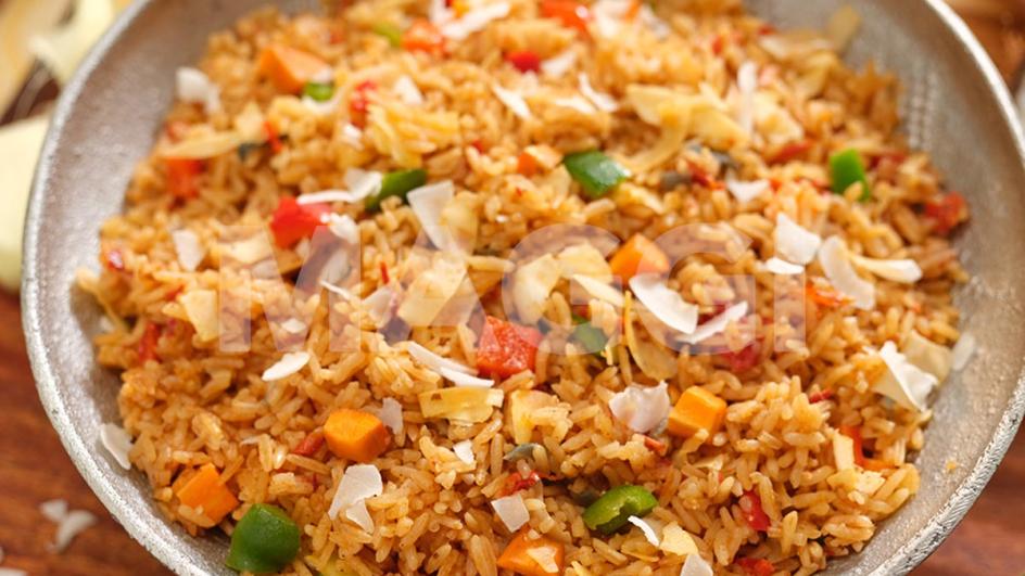 Crunchy Coconut Jollof