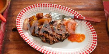 https://www.maggi.com.gh/sites/default/files/styles/ln_search_recipe_resultdesktop/public/srh_recipes/196f46ca59d524335b787cbe0a9bc550.jpg?h=10d202d3&itok=HV2nkIGS