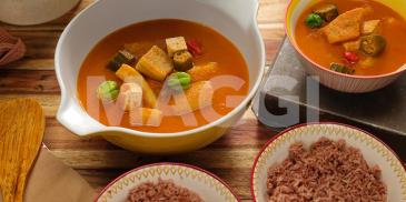 https://www.maggi.com.gh/sites/default/files/styles/ln_search_recipe_resultdesktop/public/srh_recipes/4490d8139386f43e7ae345e145cf072d.jpg?h=10d202d3&itok=Kgu9sDYv