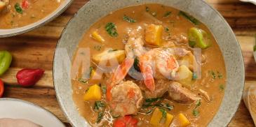https://www.maggi.com.gh/sites/default/files/styles/ln_search_recipe_resultdesktop/public/srh_recipes/62d649ccedccc9fe0396767056a24061.jpg?h=10d202d3&itok=gs_NZDeI